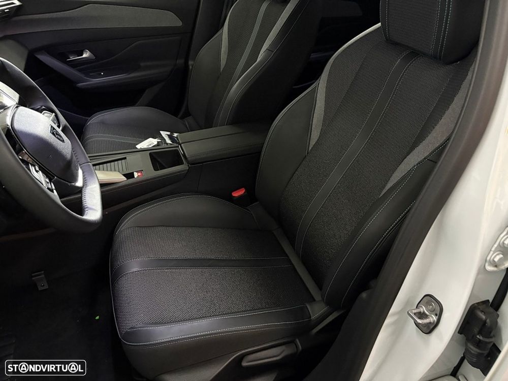 Peugeot 408 HYBRID 145 e-DSC6 Allure - 15