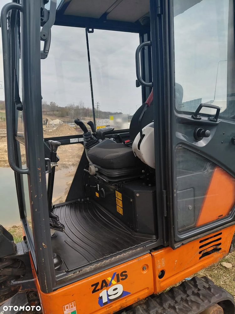 Hitachi ZX19-5A minikoparka 2022r. gąsienicowa - 9