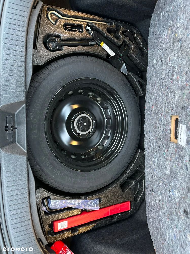 Nissan Qashqai 1.3 DIG-T MHEV Acenta Xtronic - 20