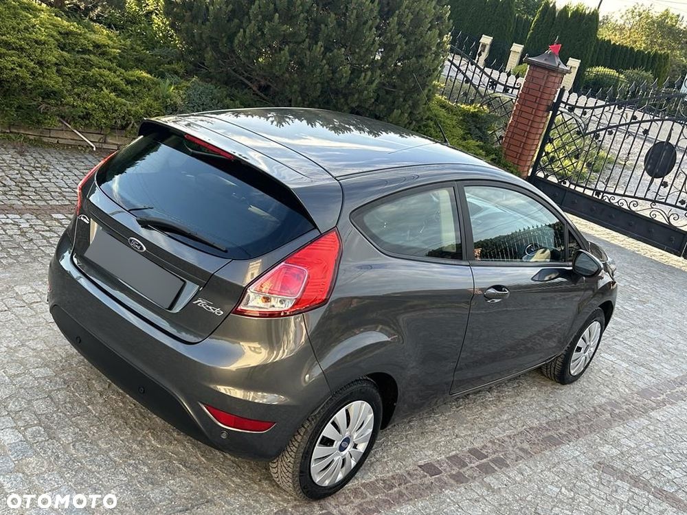 Ford Fiesta - 12