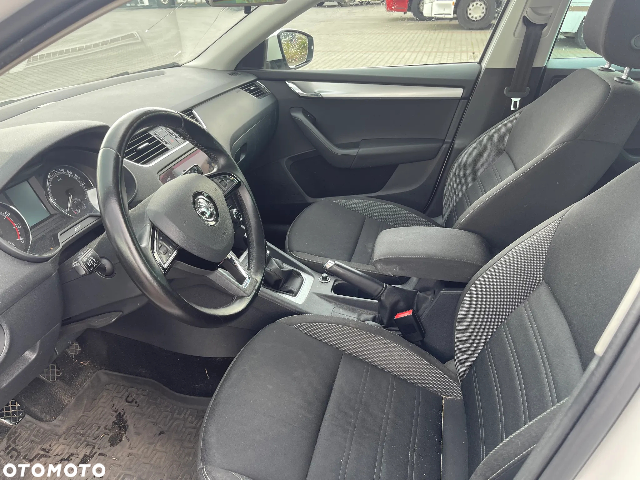 Skoda Octavia 1.4 TSI Ambition - 14