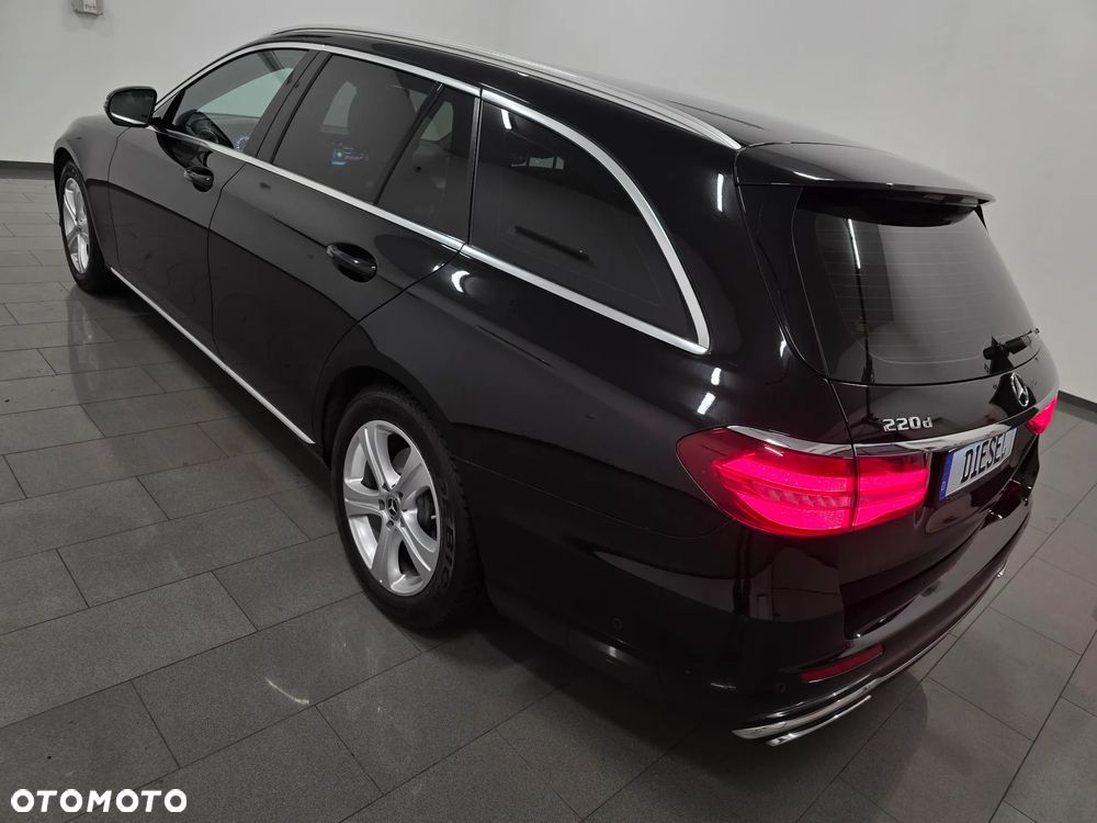 Mercedes-Benz Klasa E 220 d 9G-TRONIC AMG Line - 5