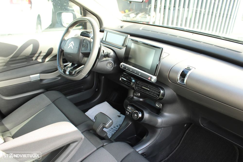 Citroën C4 Cactus 1.6 BlueHDi Shine ETG6 - 18