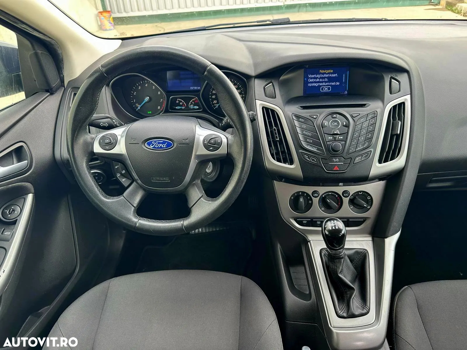 Ford Focus 1.0 EcoBoost 99g Start-Stopp-System Business Edition - 11