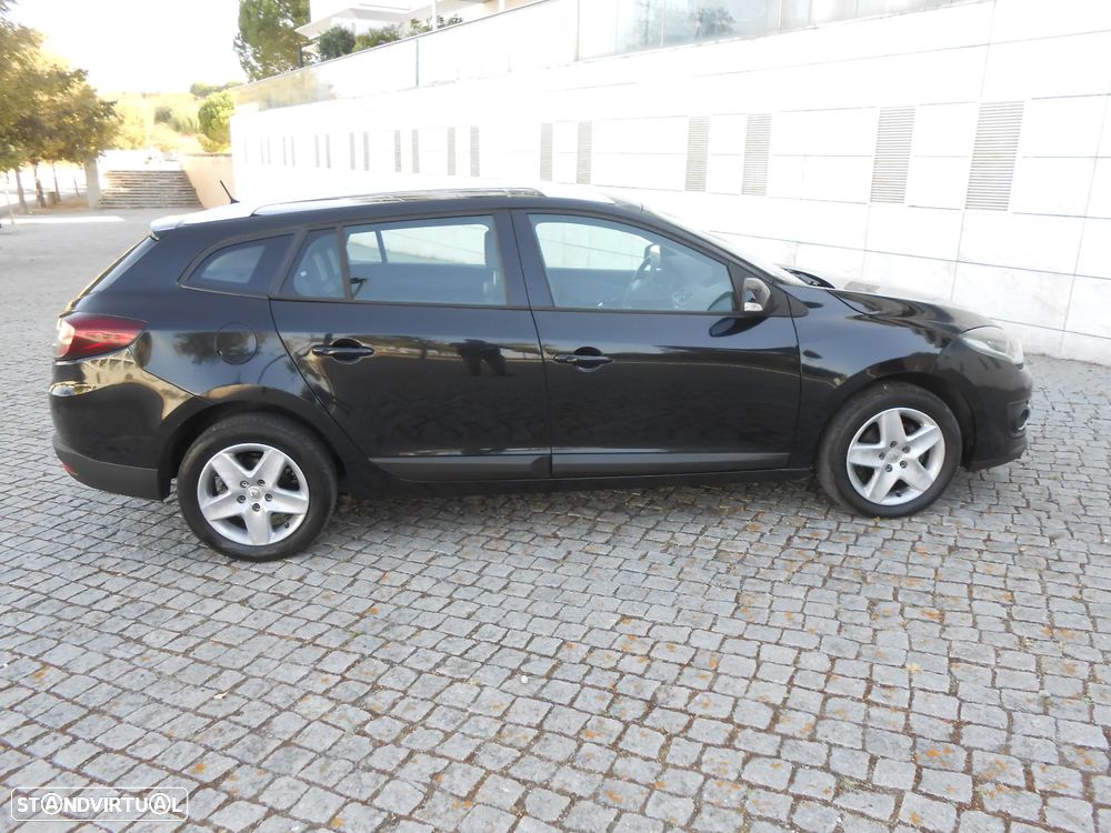 Renault Mégane Sport Tourer 1.5 dCi Zen ECO - 6