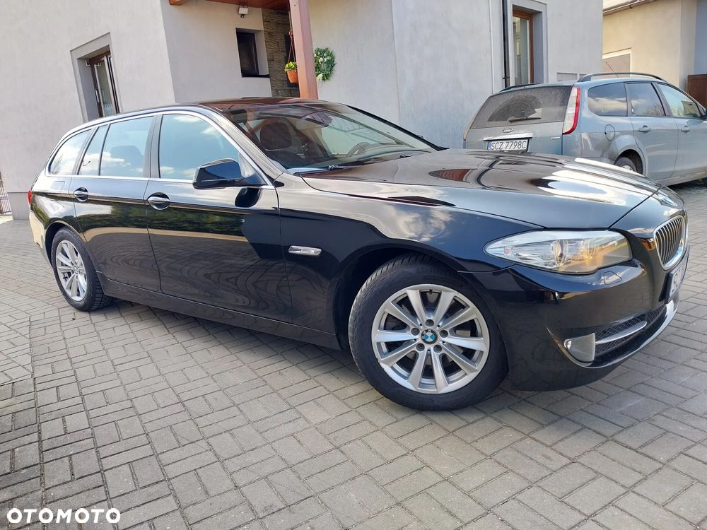 BMW Seria 5 520d - 26