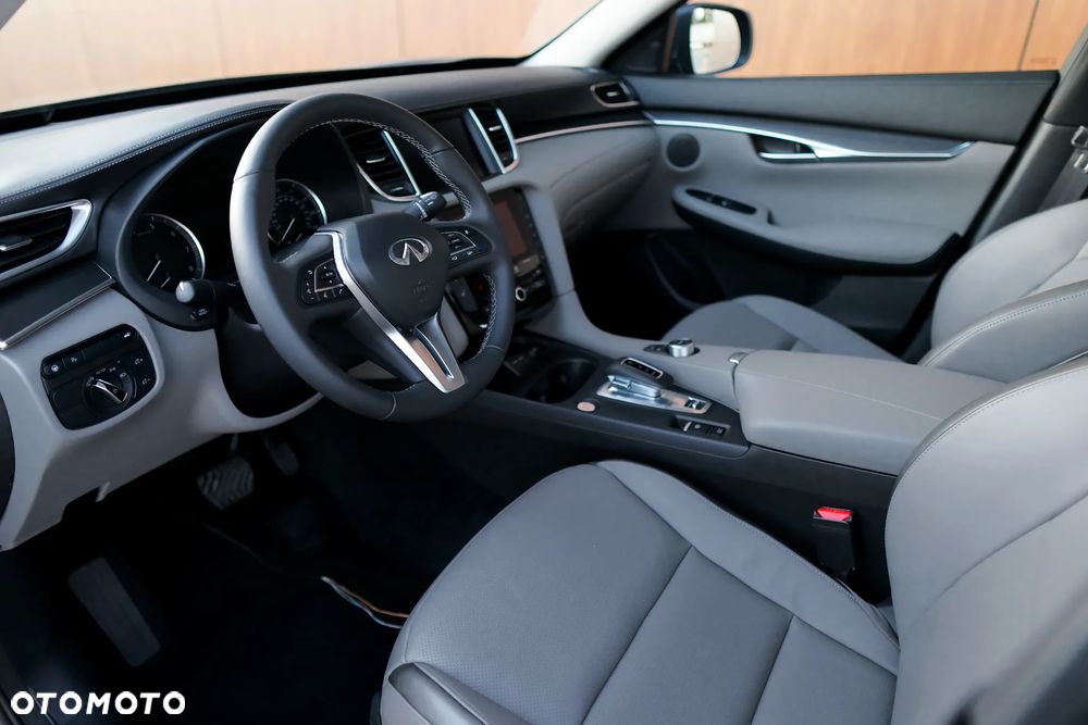 Infiniti QX50 - 21