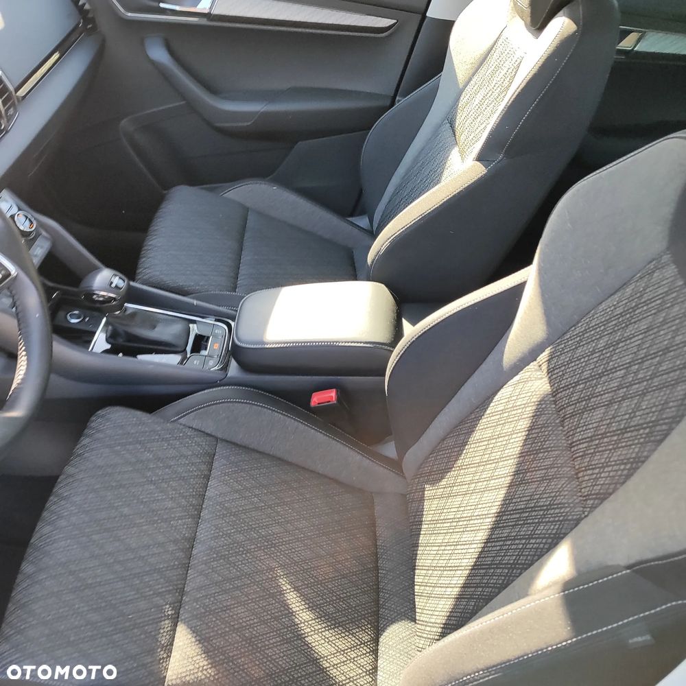Skoda Karoq 1.5 TSI ACT Style DSG - 6