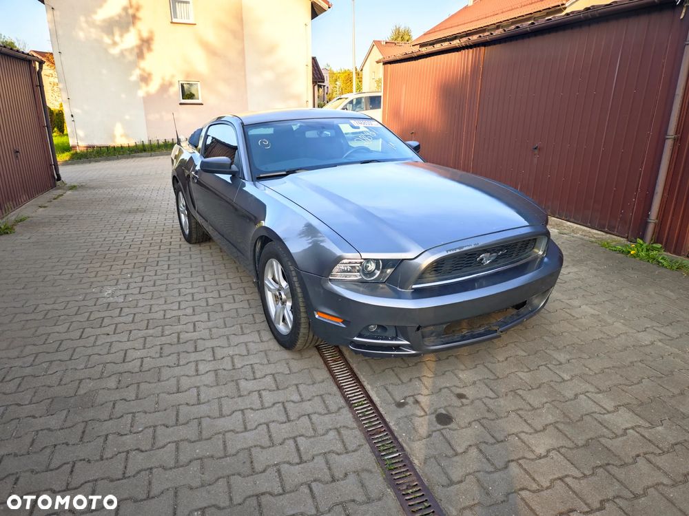 Ford Mustang 3.7 V6 - 2