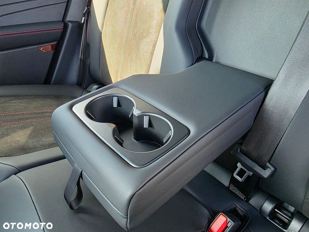 Ford Kuga - 33