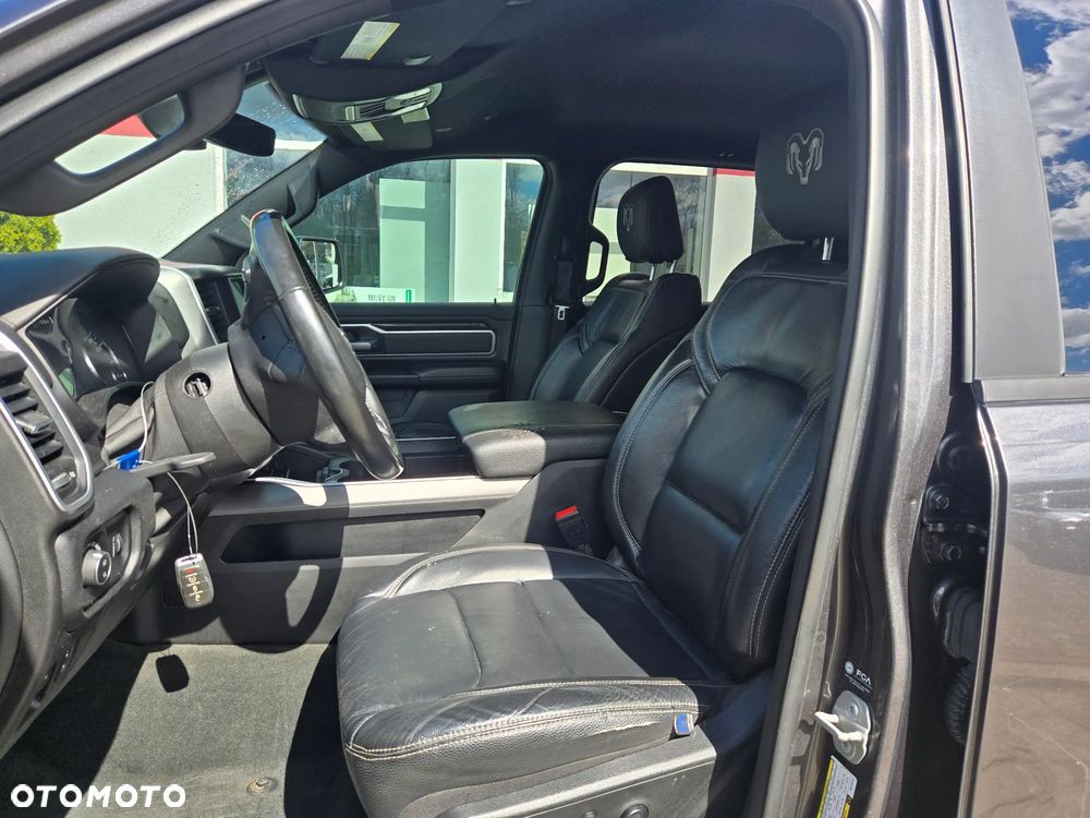 RAM 1500 Quad Cab Longbed Bighorn - 18