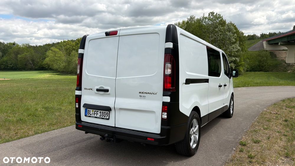 Renault Trafic - 25