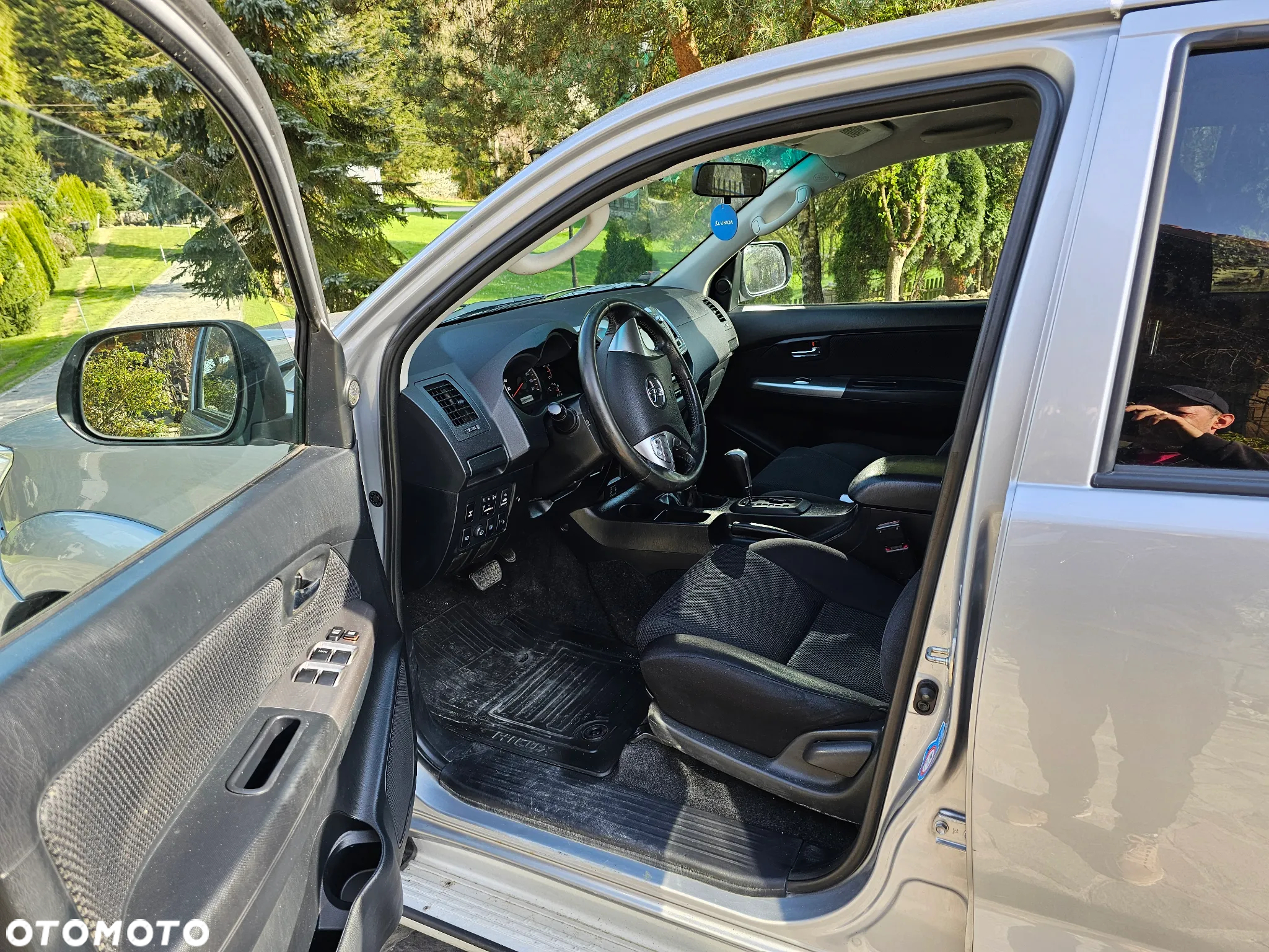 Toyota Hilux 3.0 D-4D Invincible - 18