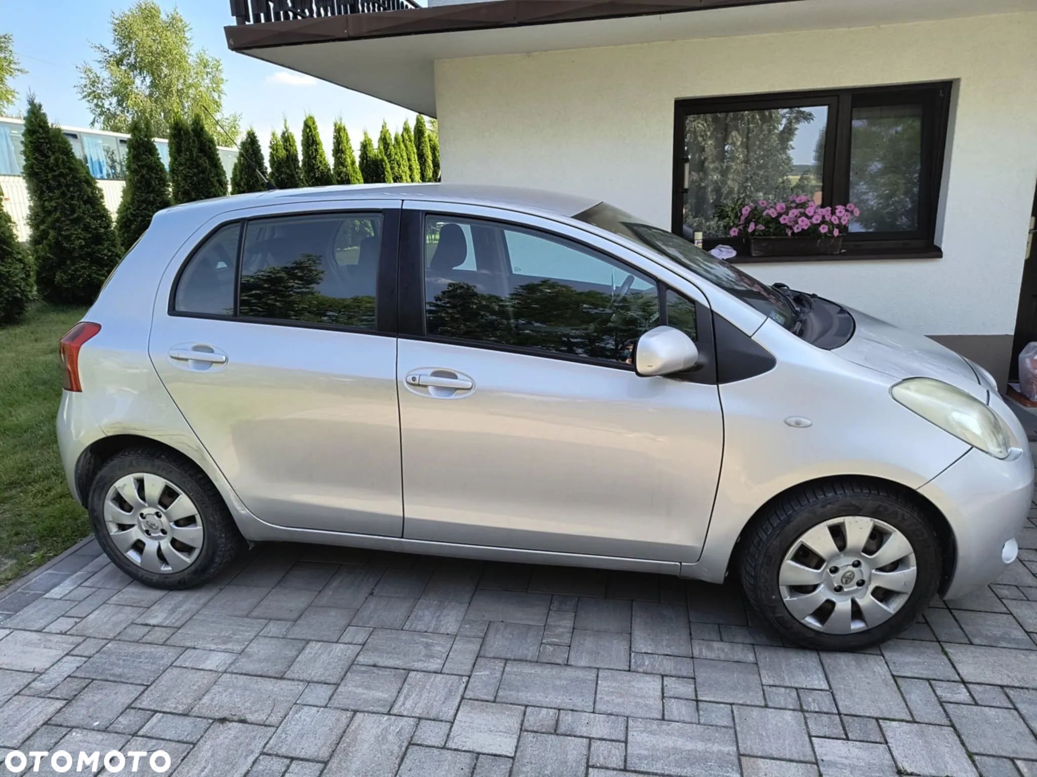 Toyota Yaris - 1