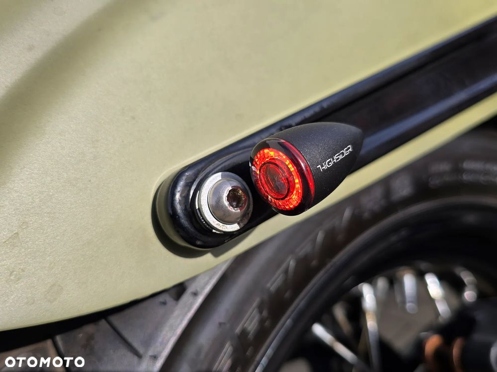 Harley-Davidson Dyna Street Bob - 7