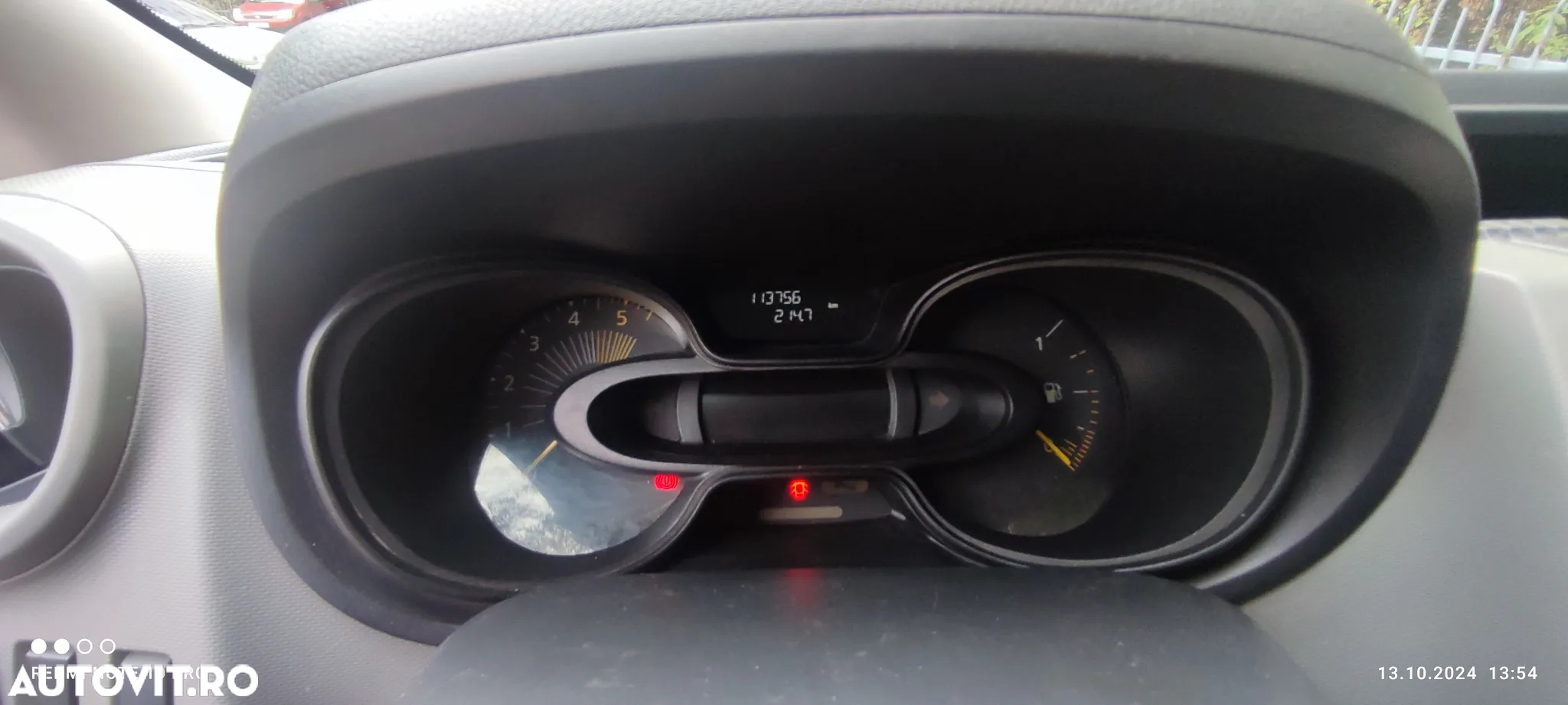 Renault Trafic - 10