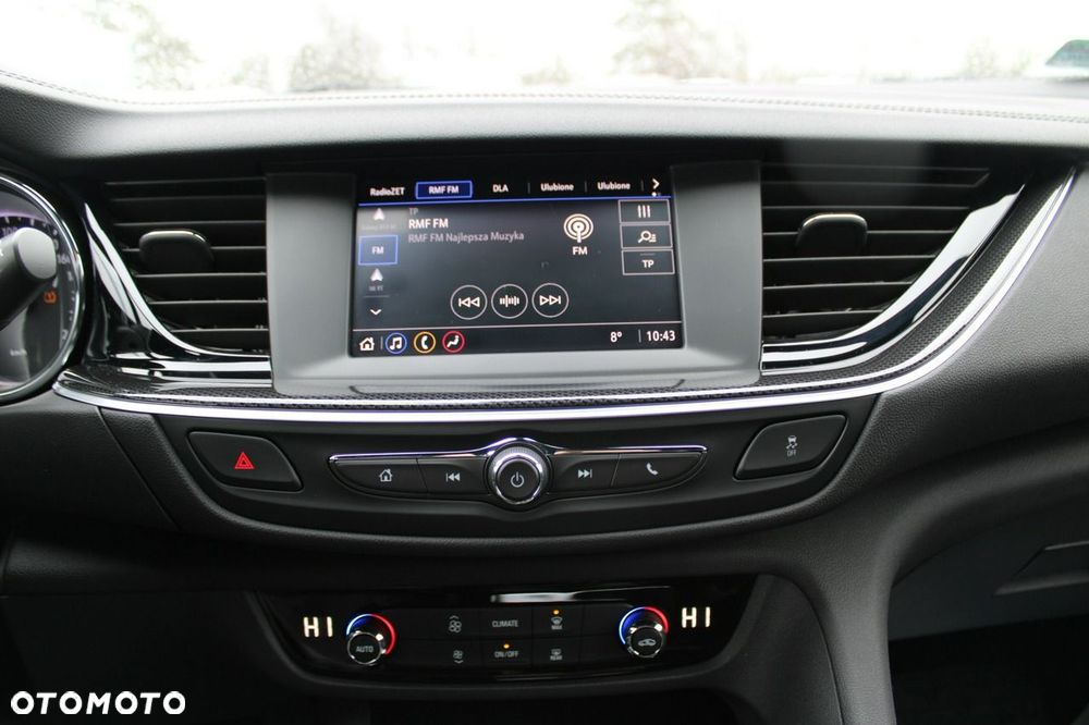 Opel Insignia - 25