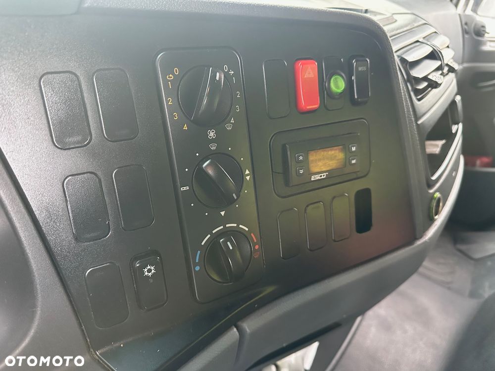 Mercedes-Benz Atego 1218  Chłodnia + Winda 2015 r. - 8