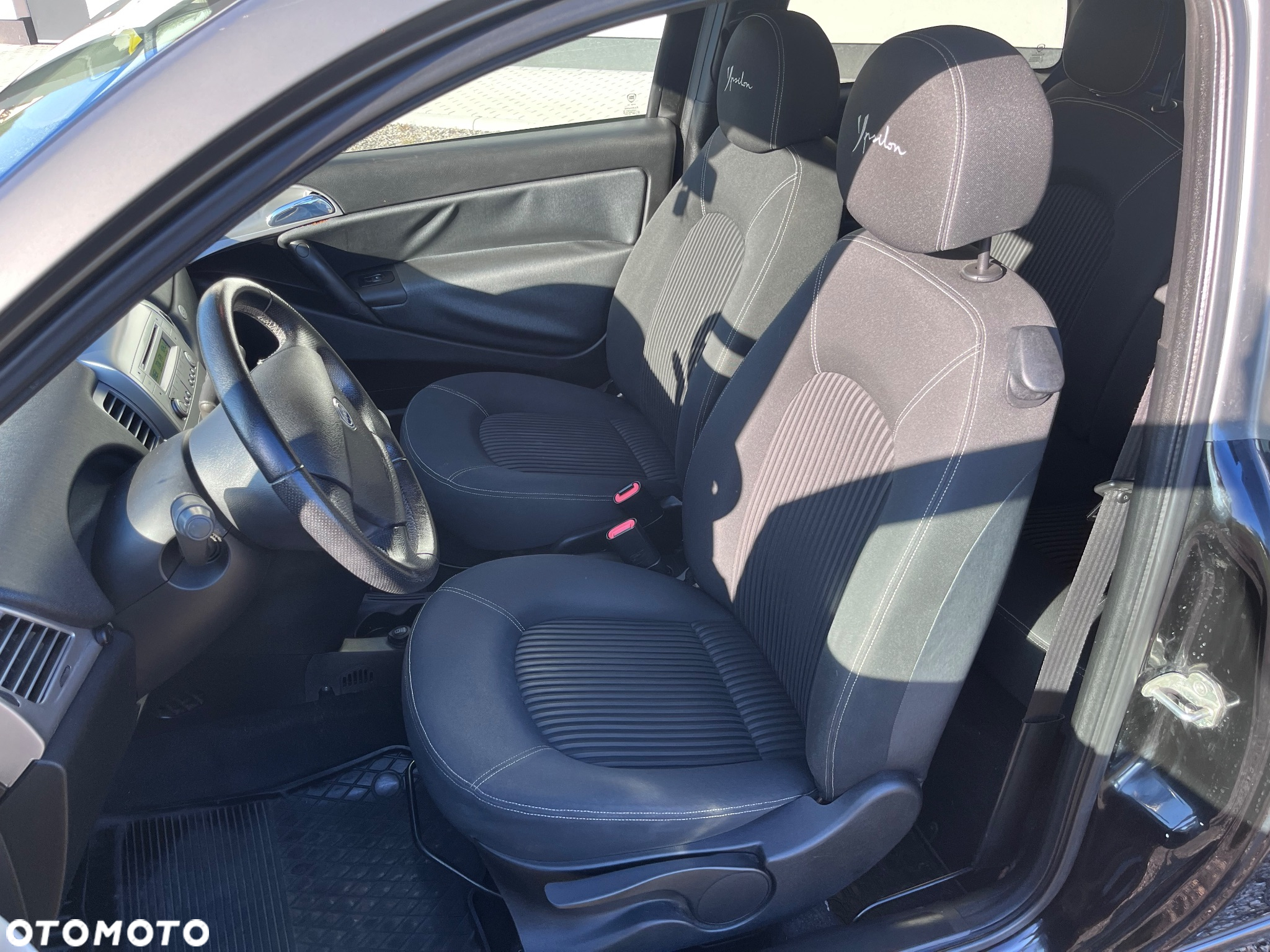 Lancia Ypsilon 1.3 SMomoDesign (4os.) - 15
