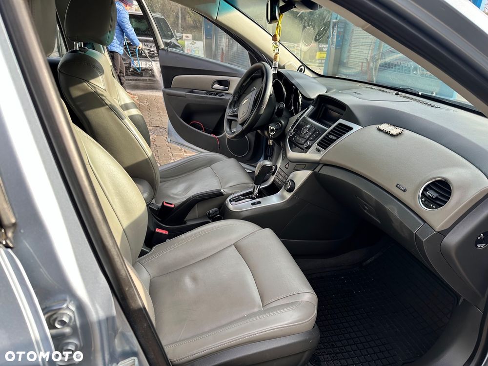 Chevrolet Cruze - 6