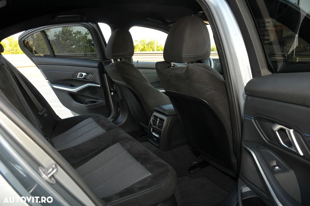 BMW Seria 3 320i AT - 5