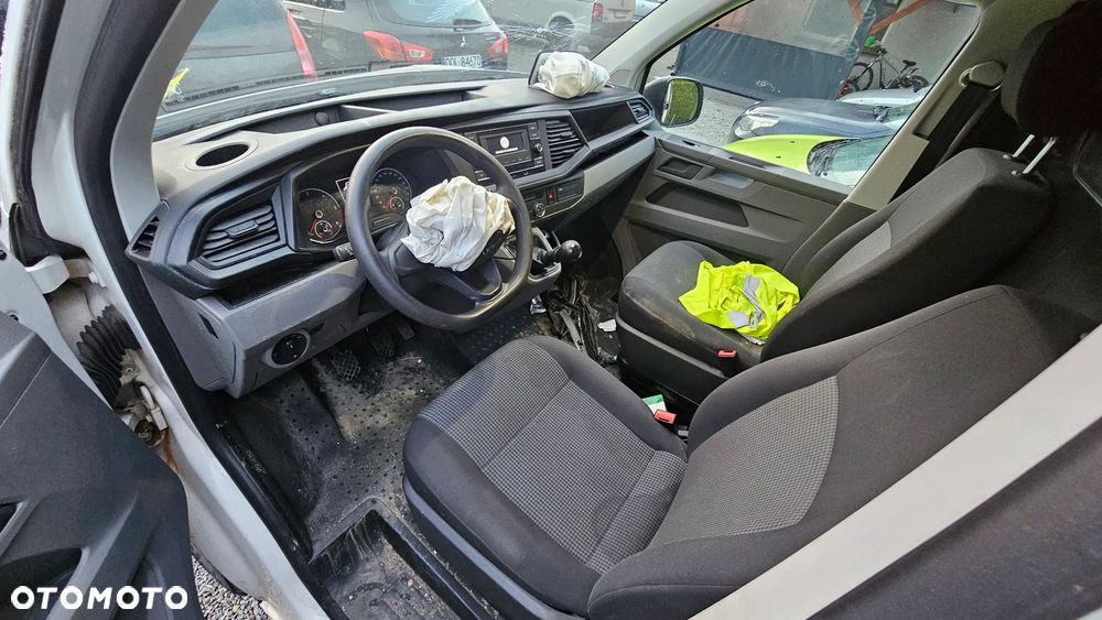 Volkswagen T6.1 Transporter - 5