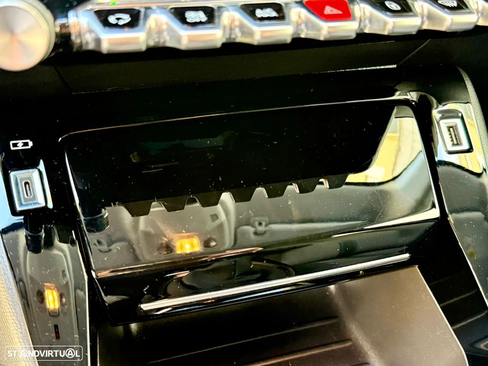 Peugeot 208 1.2 PureTech Allure - 35