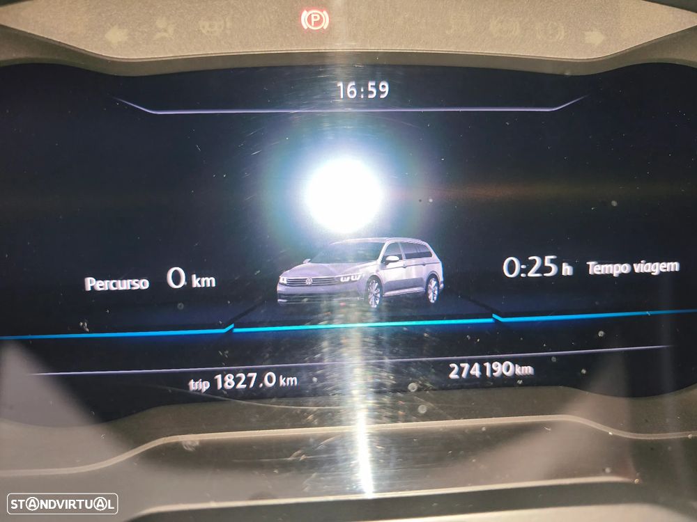 VW Passat Variant 2.0 TDI Highline DSG 4Motion - 40