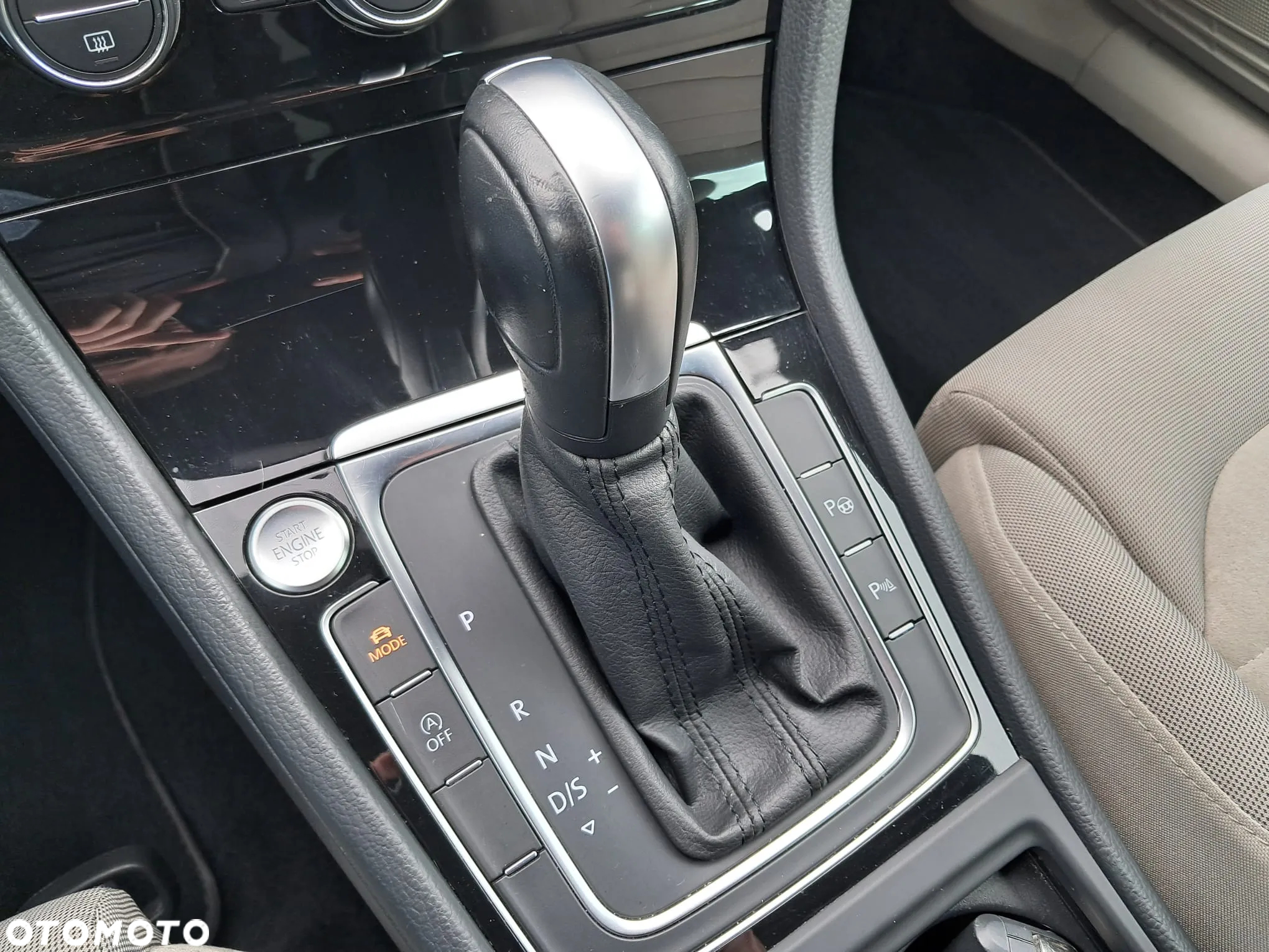 Volkswagen Golf VII 1.5 TSI BMT Evo Highline DSG - 24