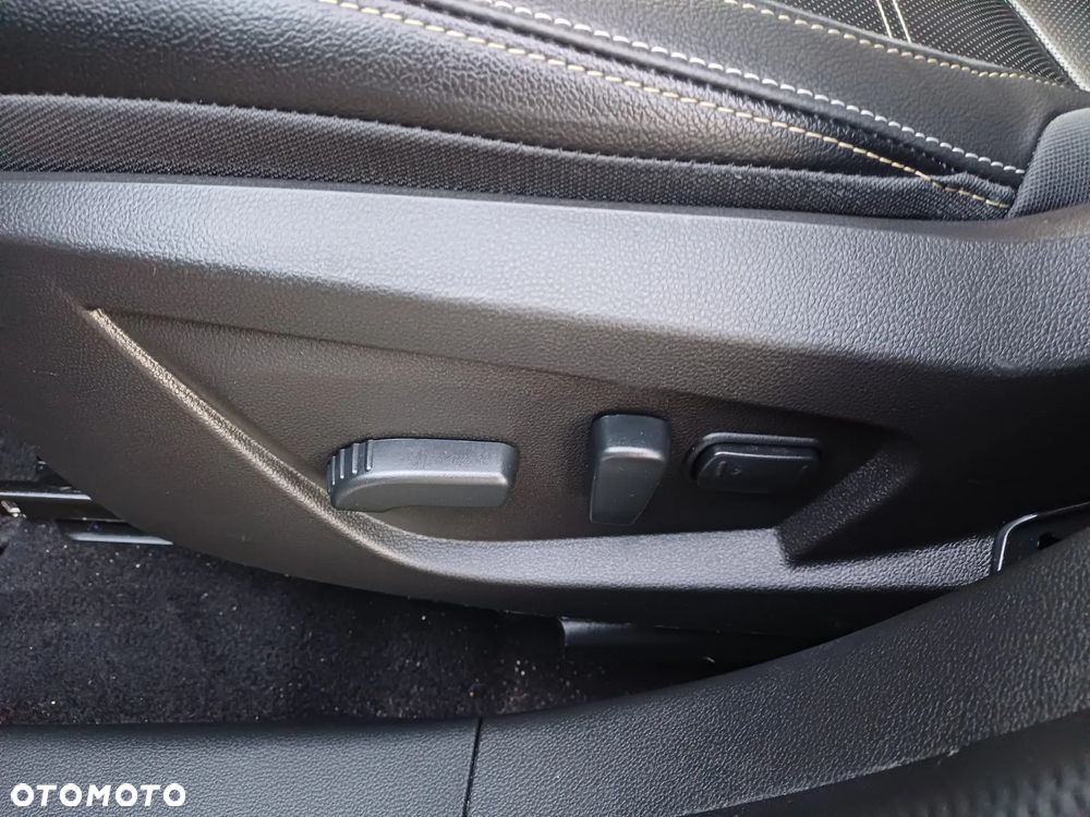 Renault Arkana E-TECH 145 R.S.LINE - 18