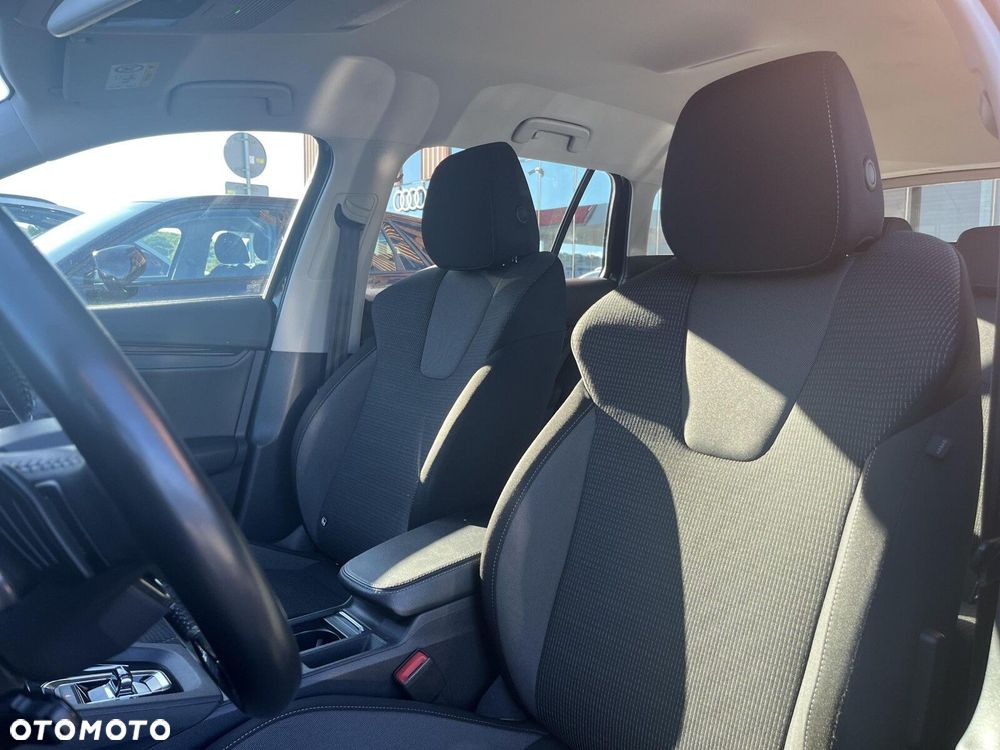 Skoda Octavia 2.0 TDI Ambition DSG - 11