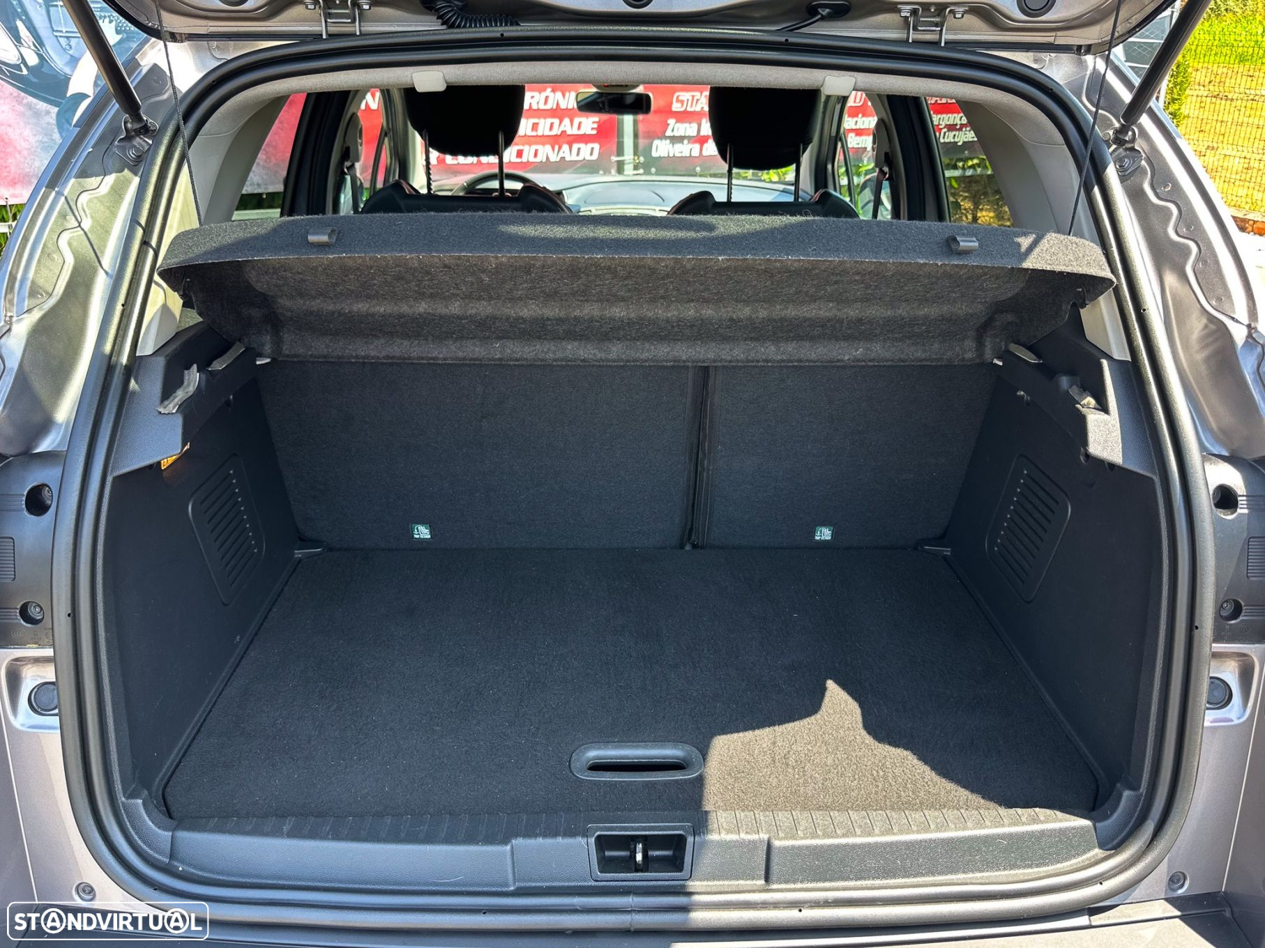 Renault Captur 1.5 dCi EDC - 13