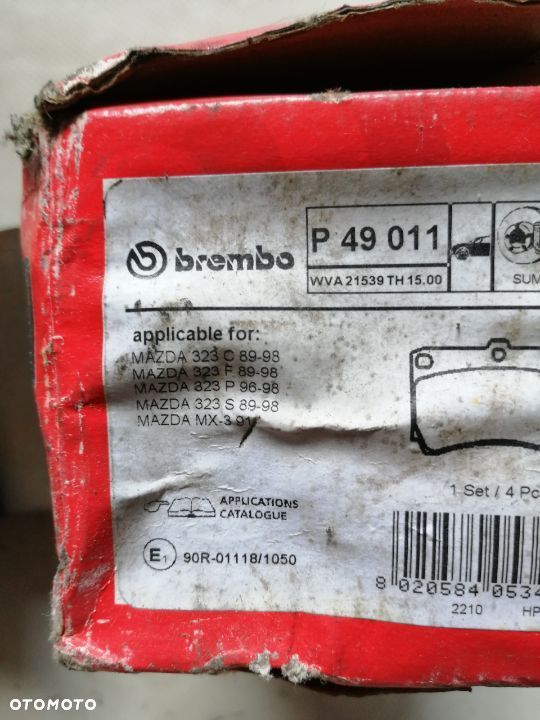 KLOCKI HAMULCOWE BREMBO MAZDA: 323, MX-3 TYŁ - 2