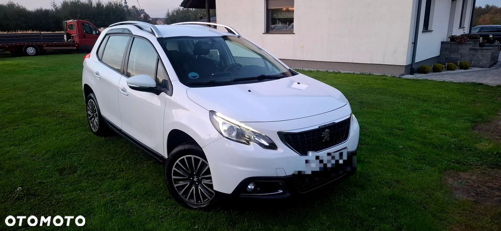 Peugeot 2008 1.2 Pure Tech Style EU6 - 15