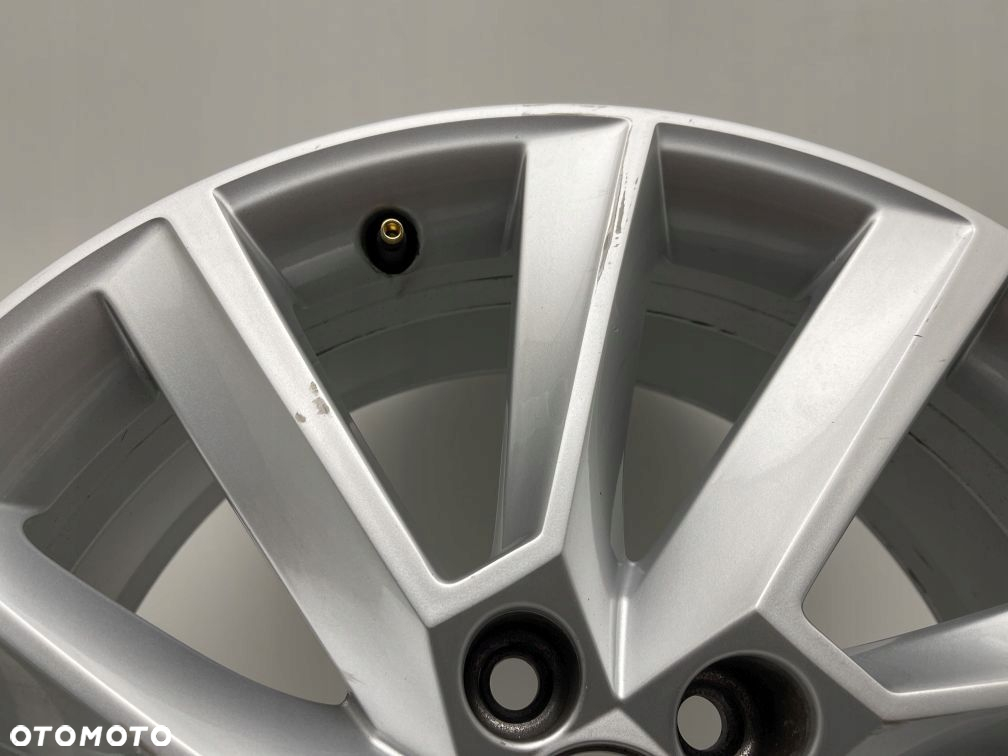 FELGA SKODA SCALA KAMIQ 6,5J 17 ET40 657601025D - 3