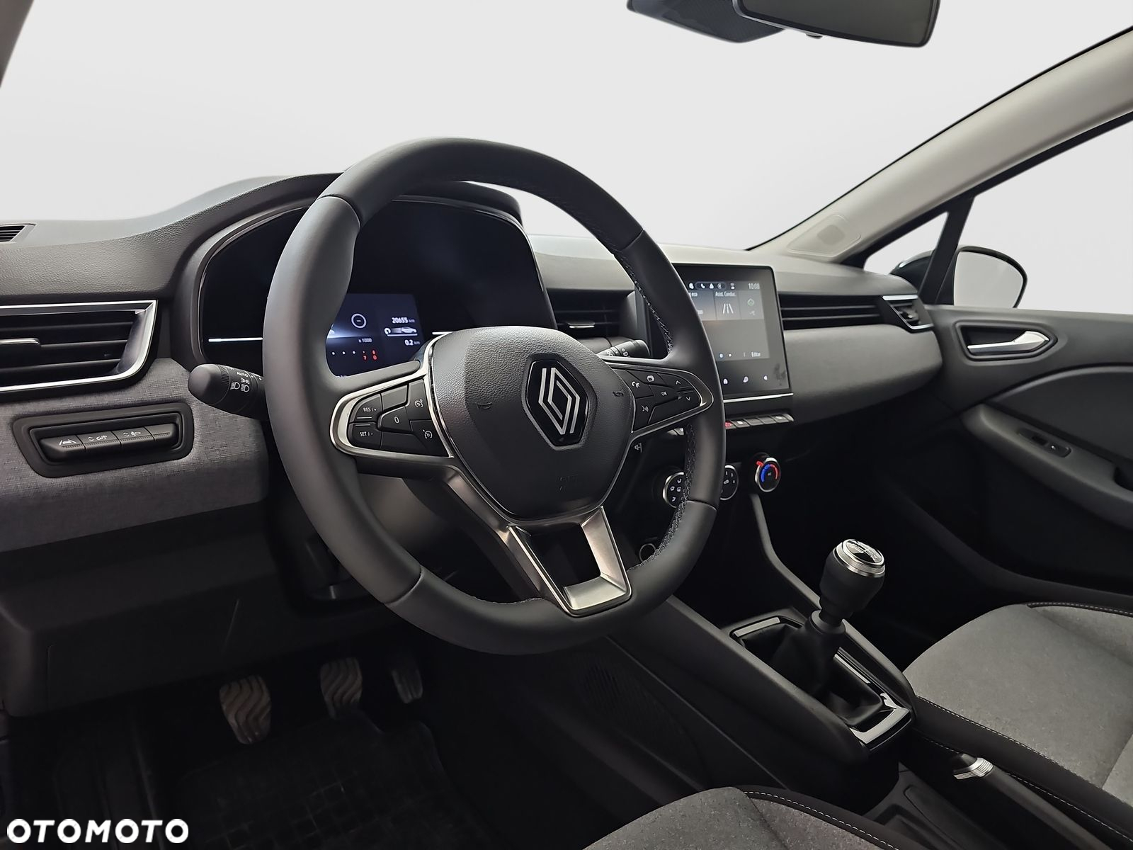 Renault Clio 1.0 TCe Evolution - 11