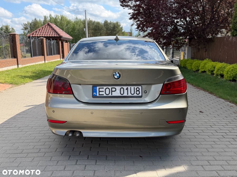 BMW Seria 5 - 12