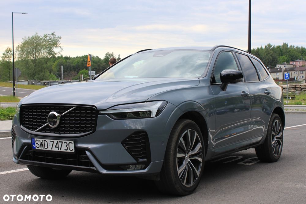 Volvo XC 60 B5 B AWD Plus Black Edition - 28