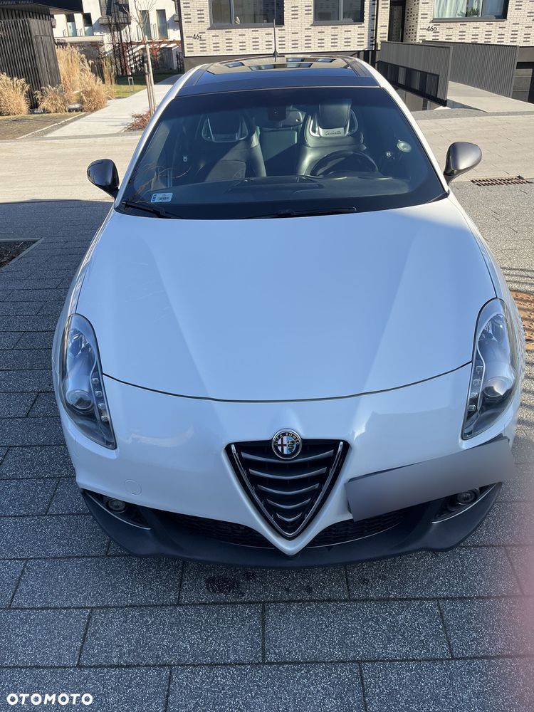 Alfa Romeo Giulietta - 2