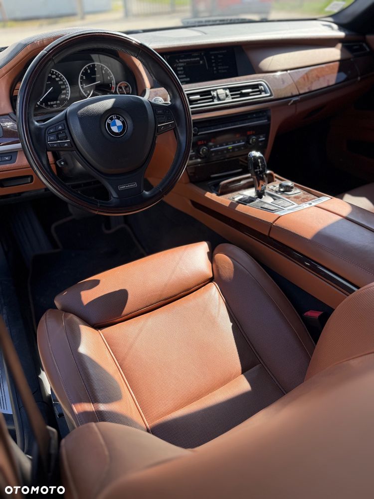 BMW Seria 7 760i - 20