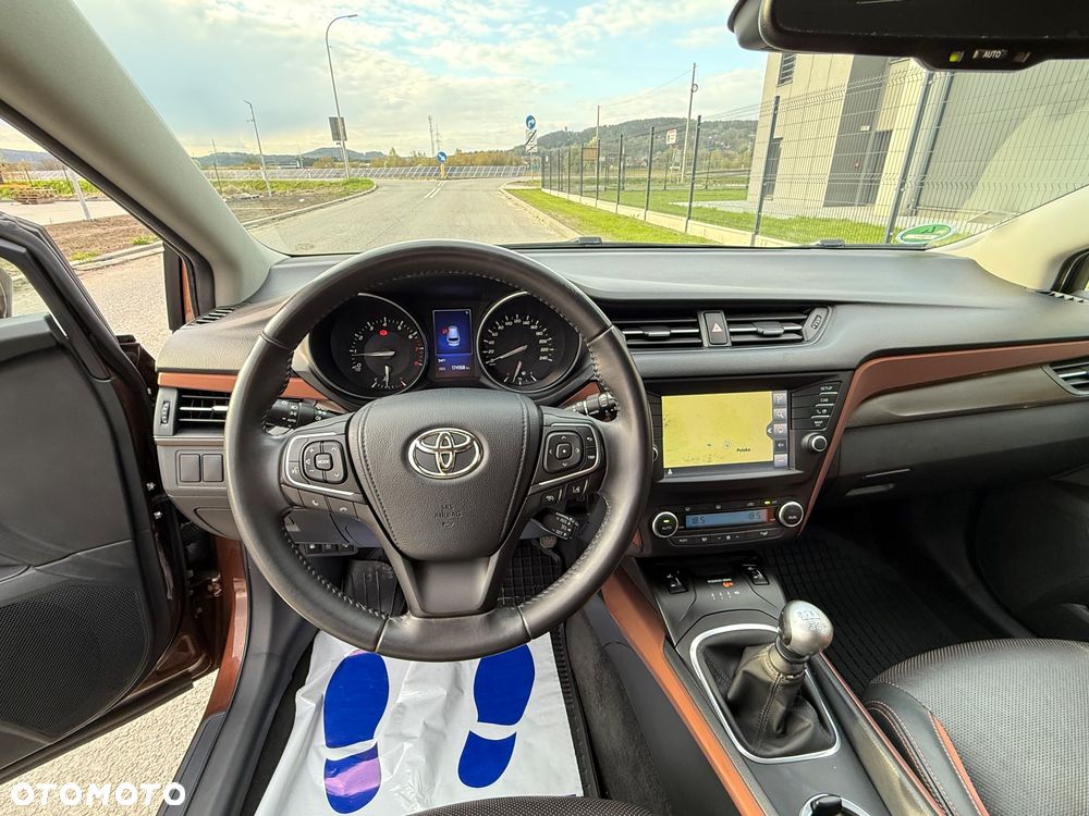 Toyota Avensis - 27