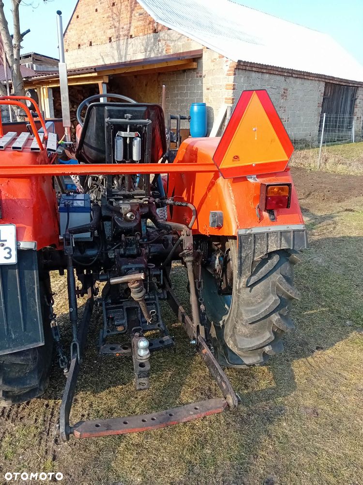 Ursus 330 - 4