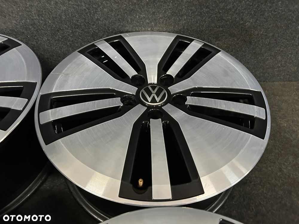 Alufelgi VW Passat B8 GTE, B7, Tiguan, Sharan, Touran, T-Roc 17 cali 5x112 4szt. Ładne! - 12