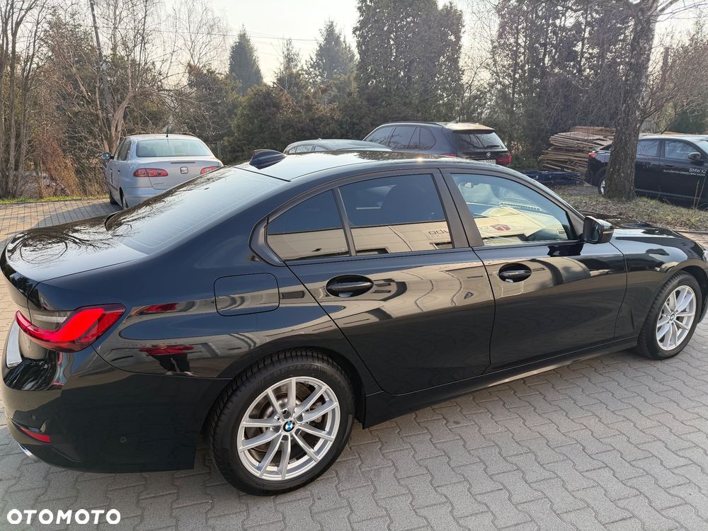 BMW Seria 3 330d MHEV Advantage - 3