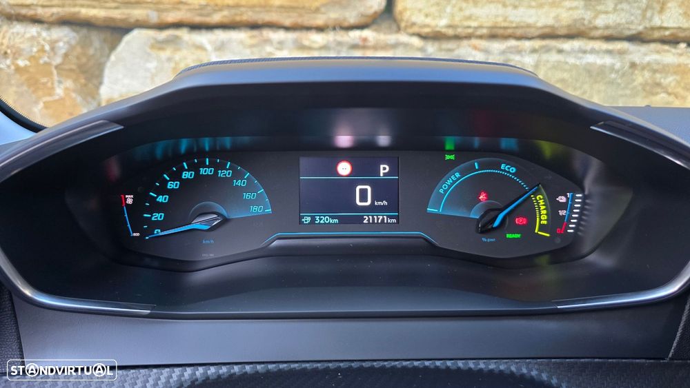 Peugeot e-208 Allure Pack - 18
