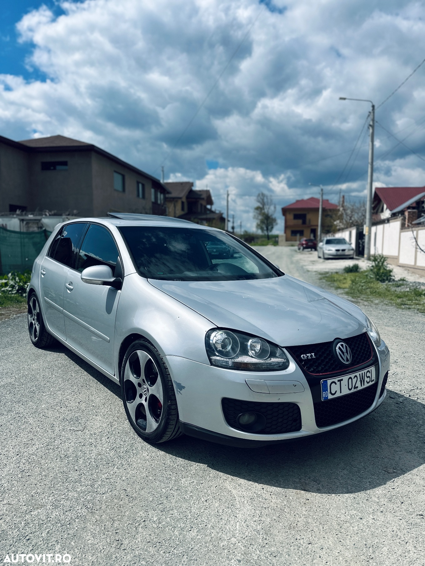 Volkswagen Golf 2.0 FSI GTI DSG - 3