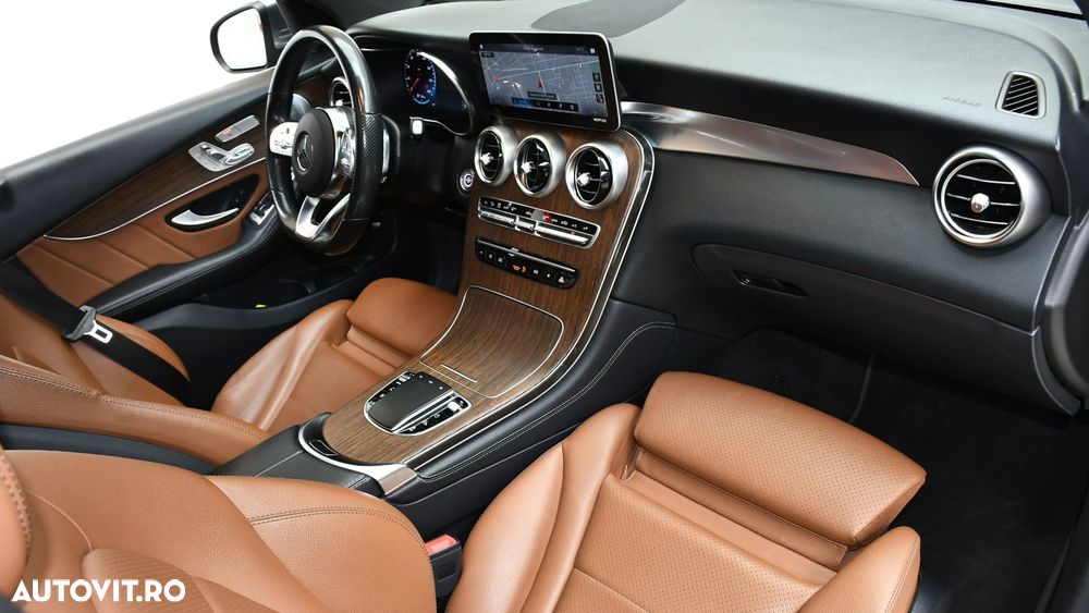 Mercedes-Benz GLC 220 d 4Matic 9G-TRONIC AMG Line - 8