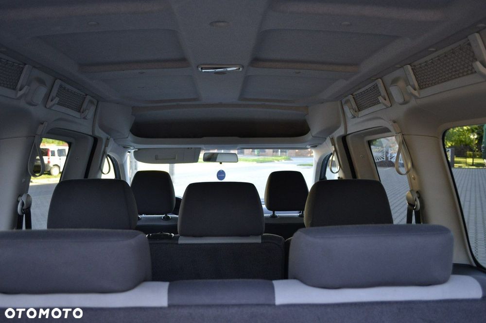 Volkswagen Caddy - 22