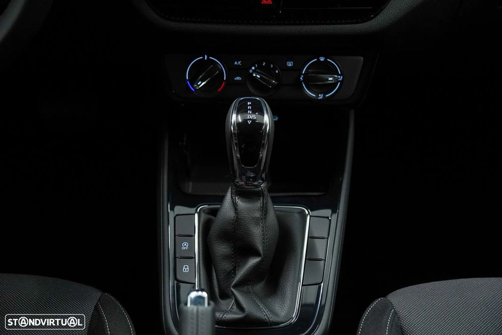 Skoda Fabia 1.0 TSI Selection DSG - 28