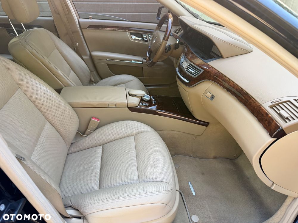 Mercedes-Benz Klasa S 500 L - 24